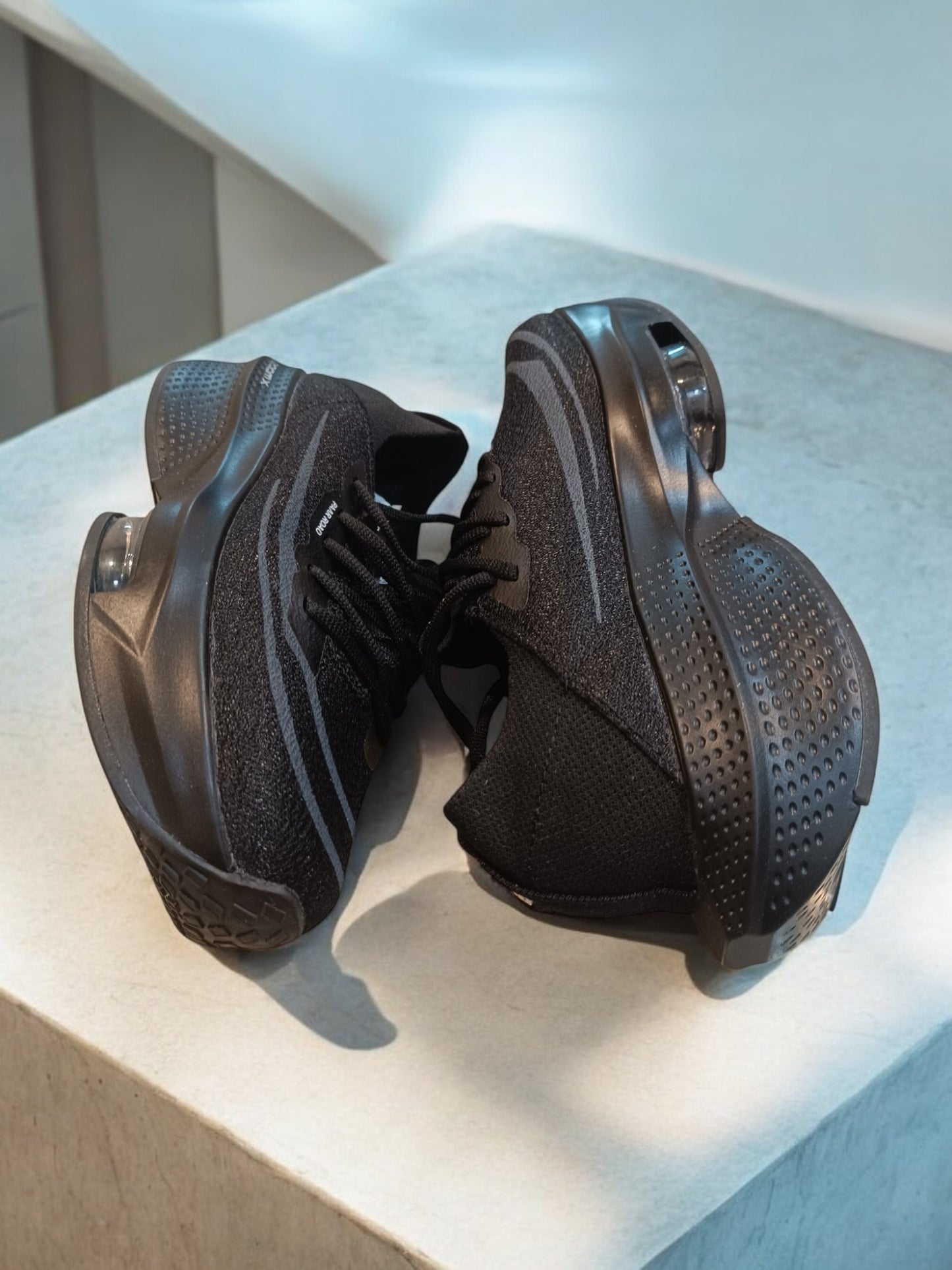 Aces Alpha Fly running shoes men